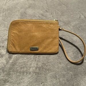 Beautiful FOSSIL Tan Cowhide Leather WRISTLET Women's Wallet Small & Lightweight